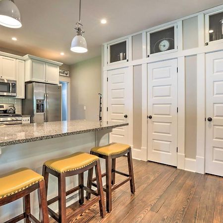 Renovated Craftsman House With Patio And Fire Pit! Villa Vevay Bagian luar foto